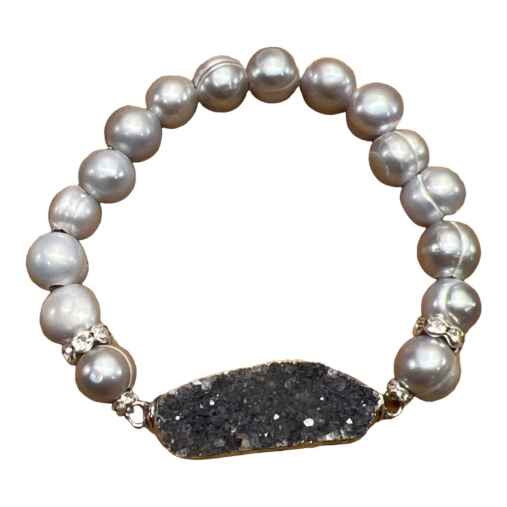 Drusy & freshwater pearl stretch bracelet